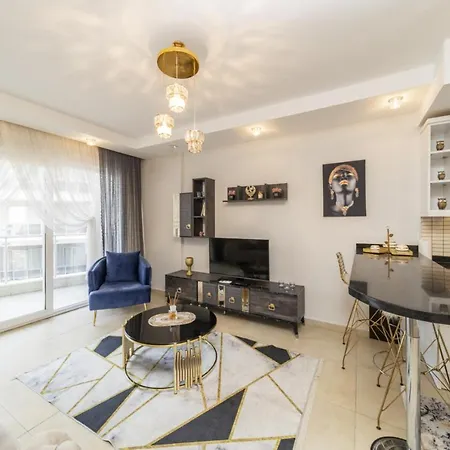 Colorful Flat With Shared Pool And In